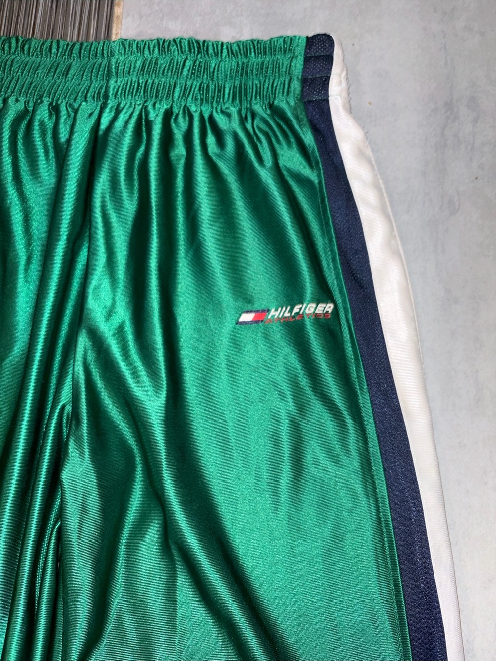 Tommy Hilfiger Green Track Pants - woman’s medium Y2K sports - Picture 2 of 7